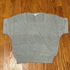 BCBGeneration Women’s Grey Light Sweater Shirt Sz XS